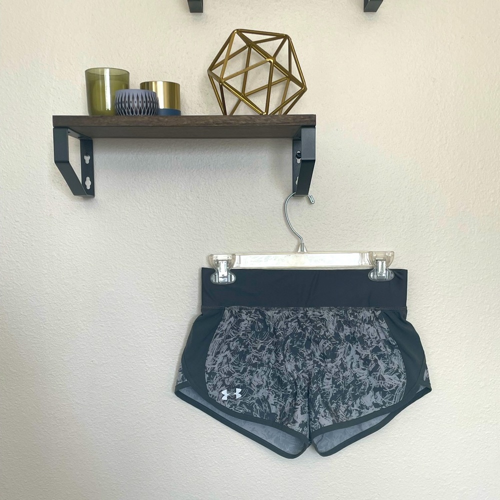 Under Armour running shorts XS